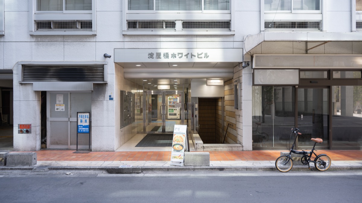 建物の入口